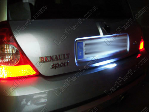 éclairage lumière, feux de plaque d'immatriculation Renault Clio 2