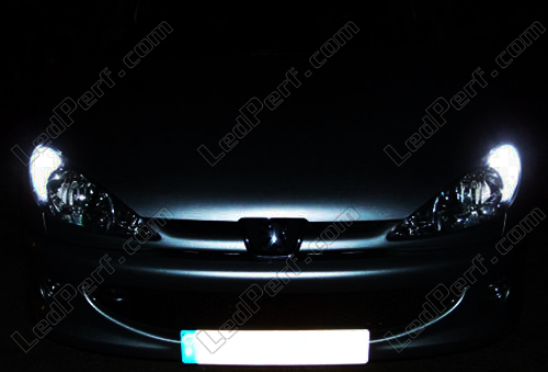 Ampoule LED feu de Jour veilleuses blanc xenon 6000k pour Peugeot
