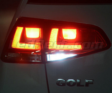 2 AMPOULES POUR FEUX DE RECUL LED T15 W16W VW GOLF 7 ANTI-ERREUR ODB BLANC  à 18,50 € chez